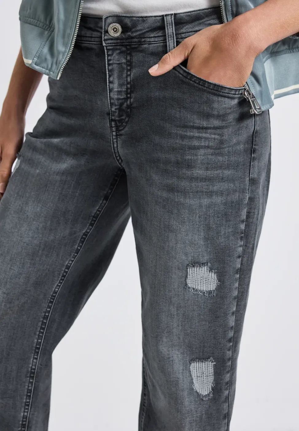 Jeans Straight Legs Destroyed