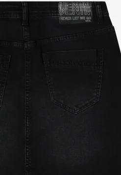 Jupe en jean avec rivets