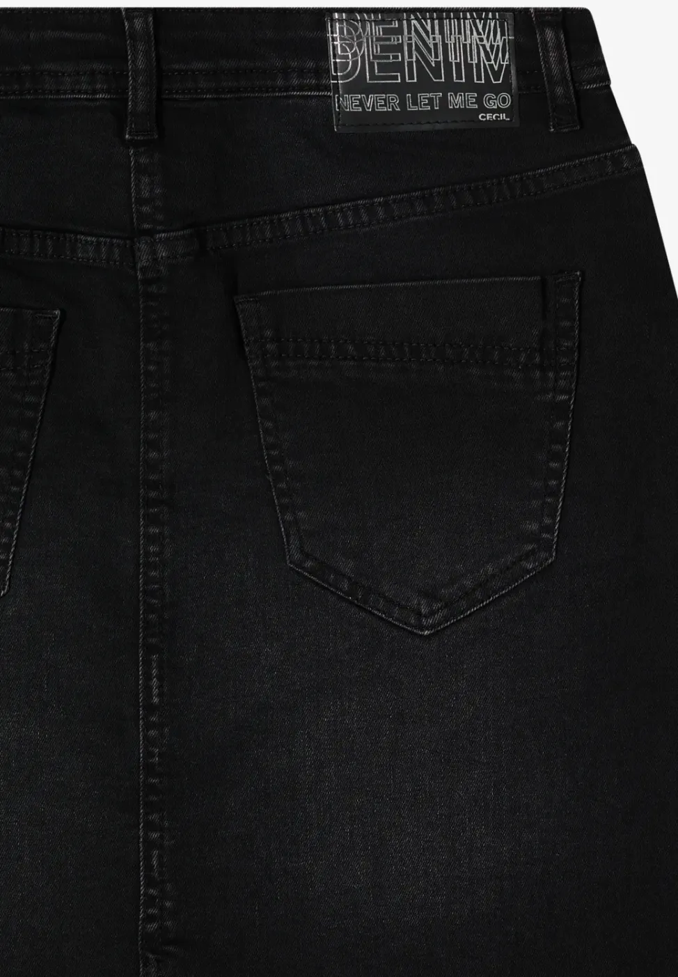 Jupe en jean avec rivets