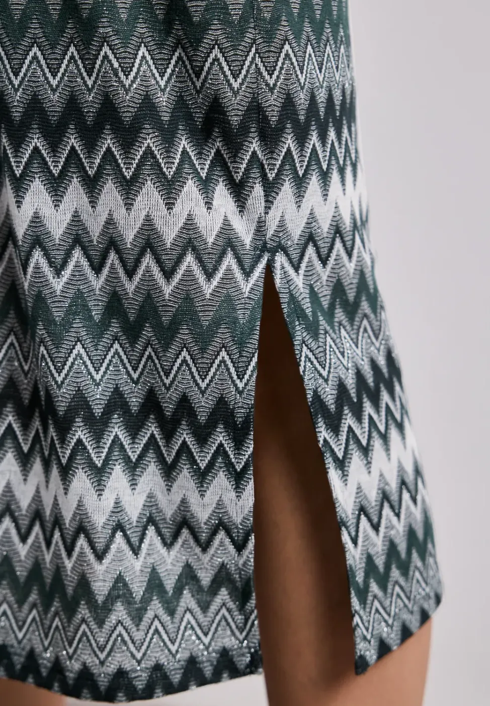 Jupe midi avec motif en zigzag