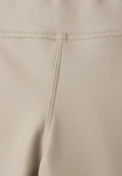 Leggings look cuir
