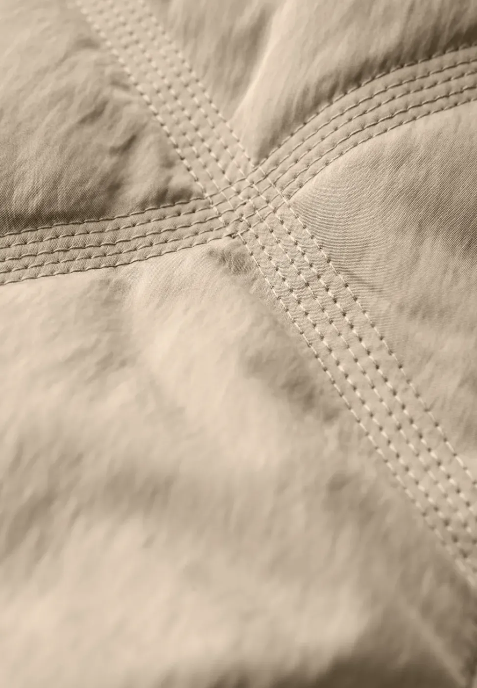 Manteau matelassé avec capuche
