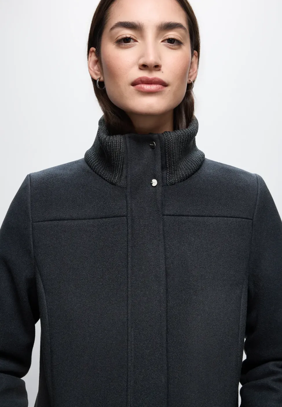 Manteau avec détails en tricot