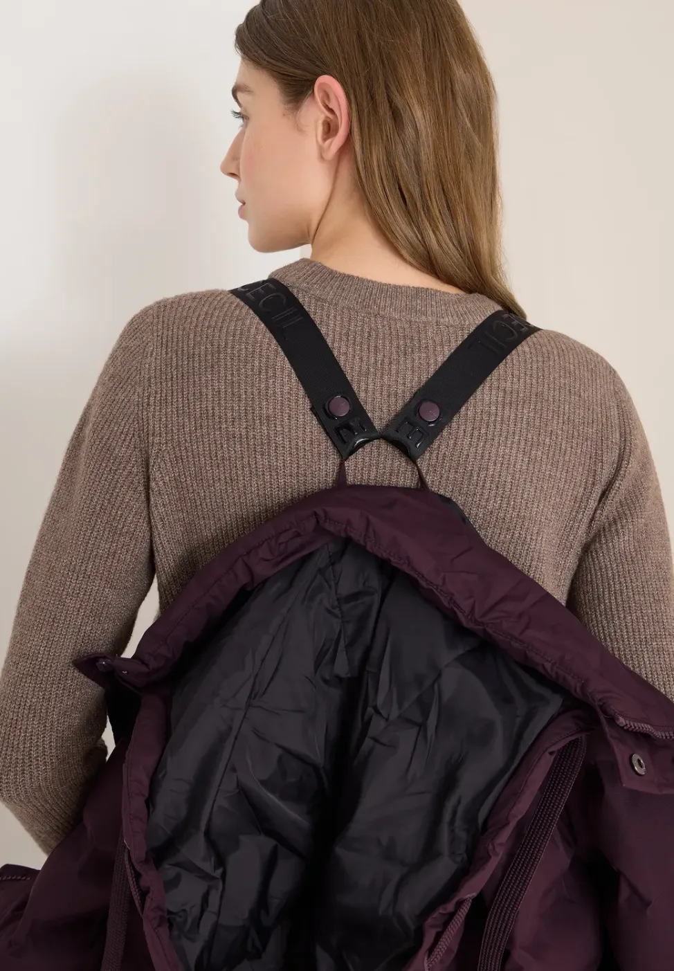 Manteau avec matelassage sans coutures