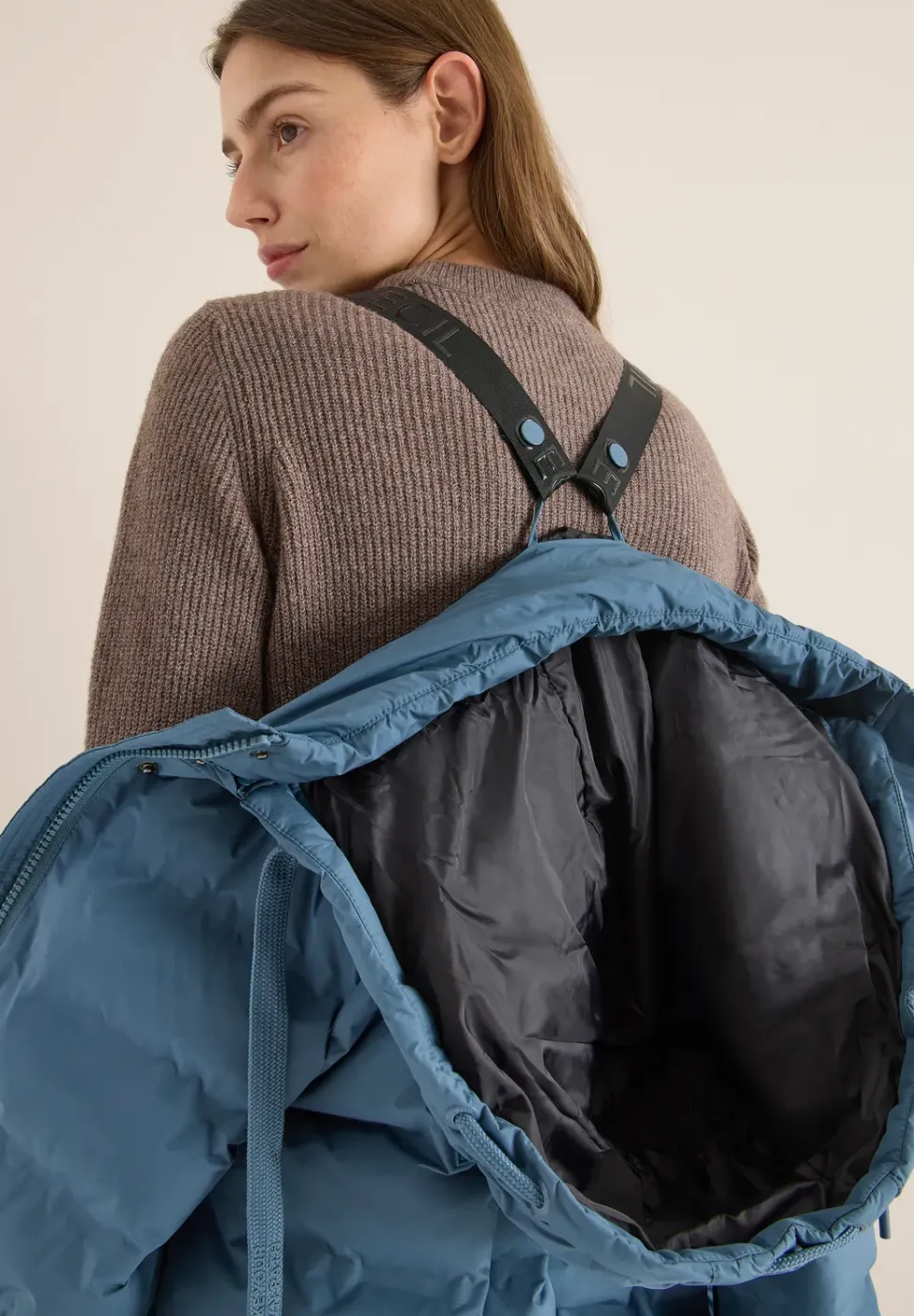 Manteau avec matelassage sans coutures