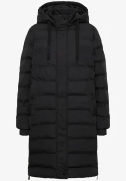 Manteau avec matelassage sans coutures