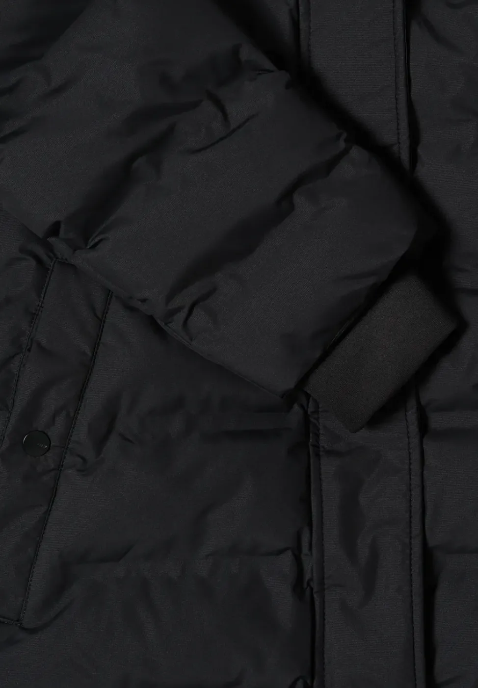 Manteau avec matelassage sans coutures