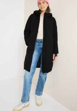Manteau avec sac à dos Strings