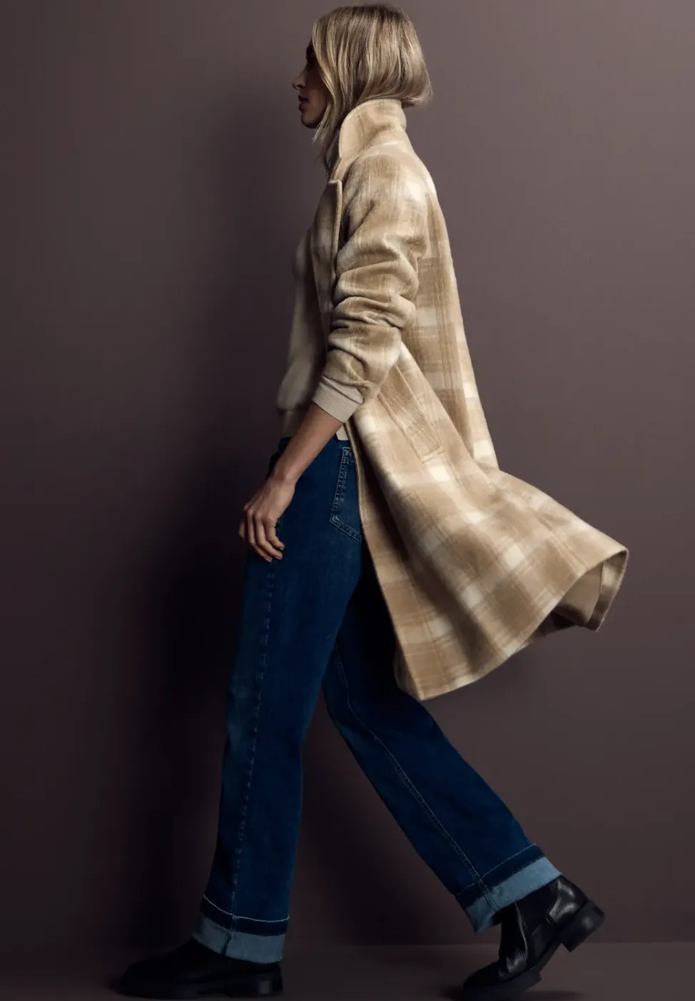 Manteau à carreaux à revers