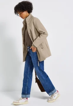 Manteau court avec détails en tricot