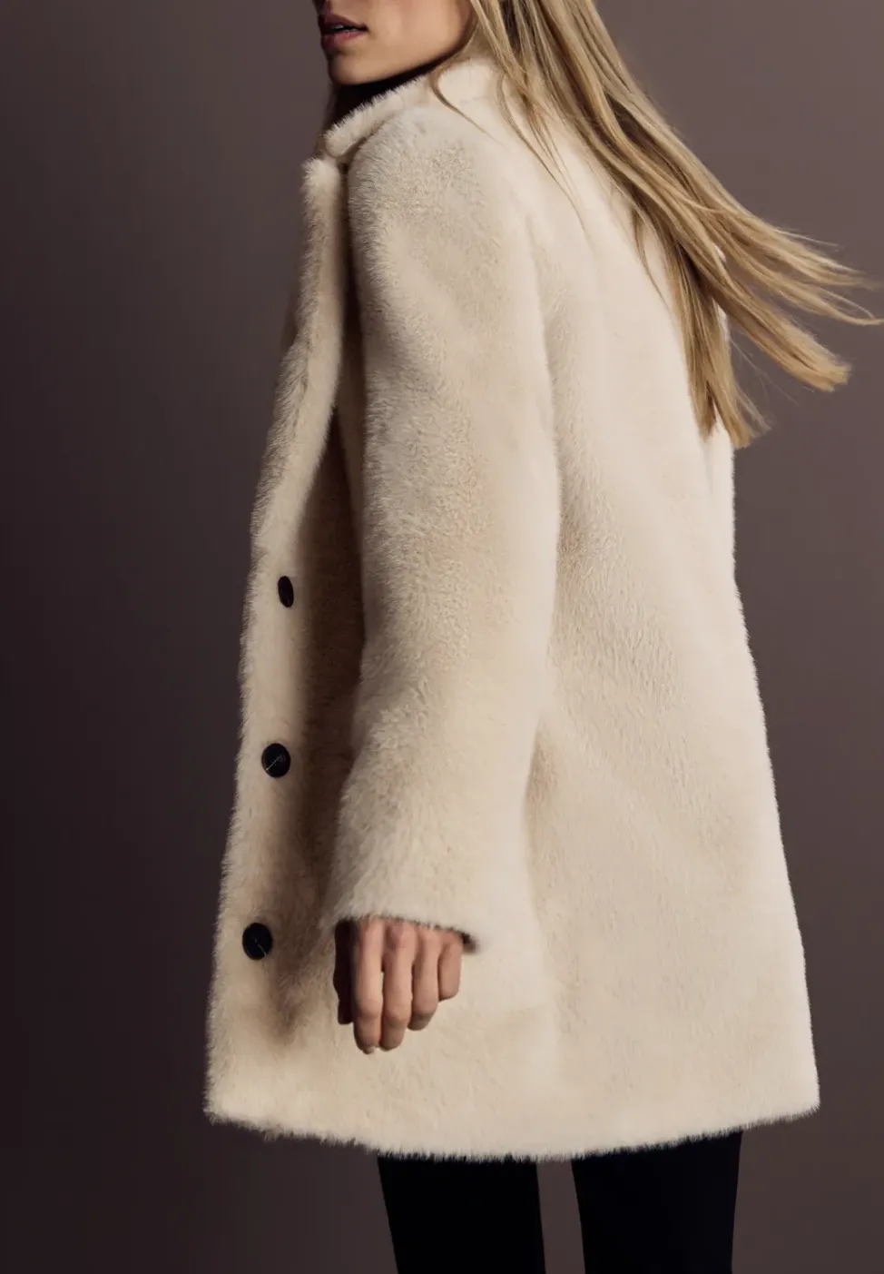 Manteau en fausse fourrure