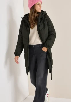 Manteau matelassé avec capuche