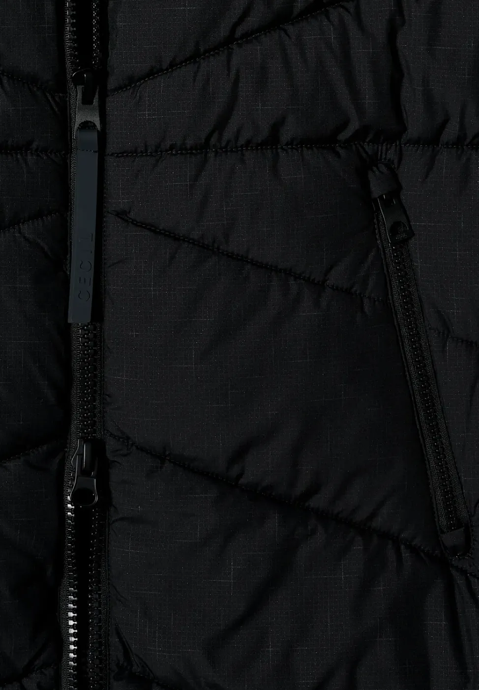 Manteau matelassé avec capuche