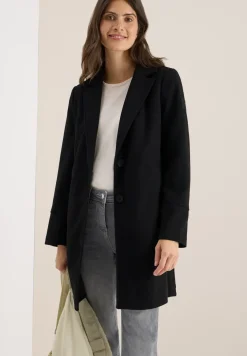Manteau à revers aspect laine