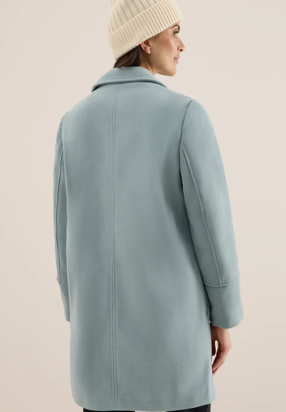 Manteau à revers aspect laine