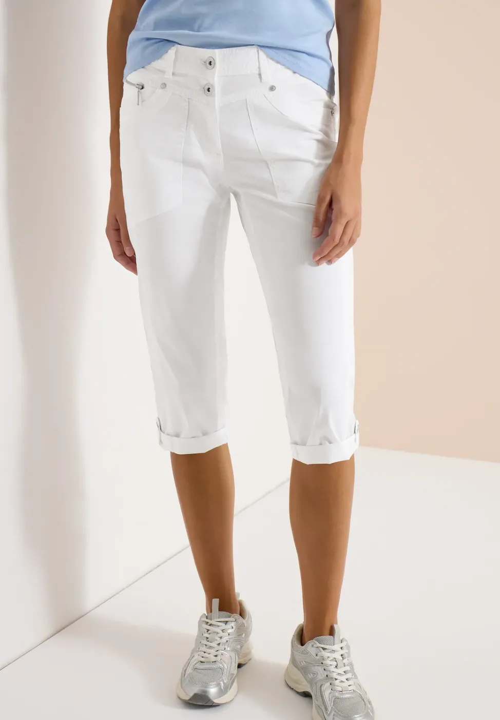 Mid Waist Slim Leg pantalon avec turn-up