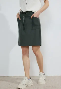 Mini-jupe pour le voyage