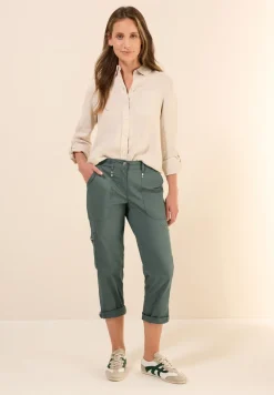 Pantalon 7/8 au look cargo