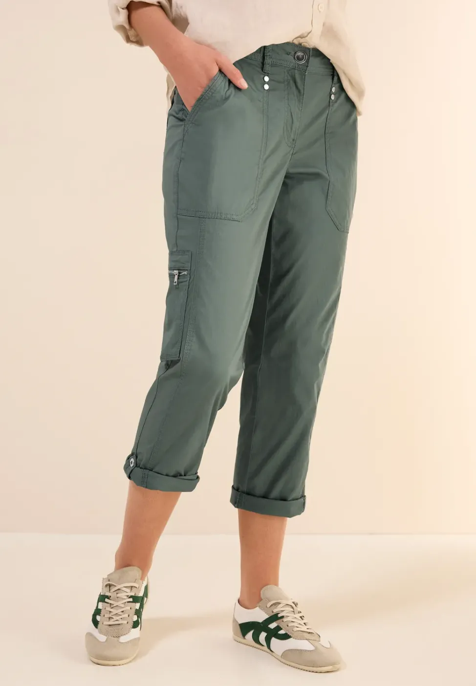 Pantalon 7/8 au look cargo