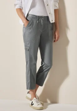 Pantalon 7/8 au look cargo