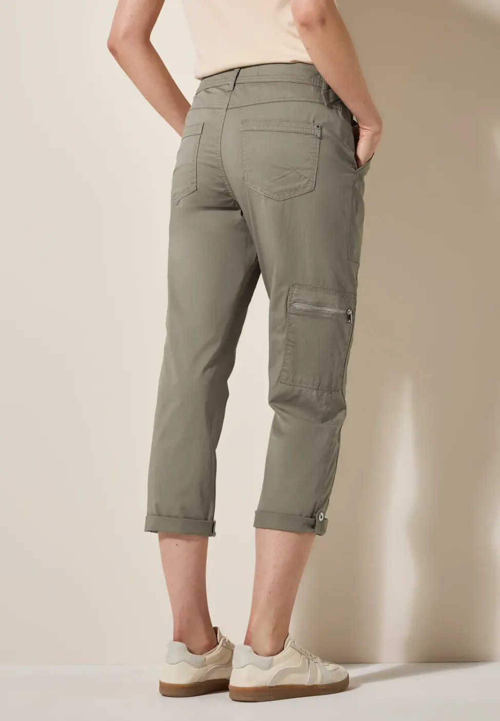 Pantalon 7/8 au look cargo