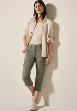 Pantalon 7/8 au look cargo