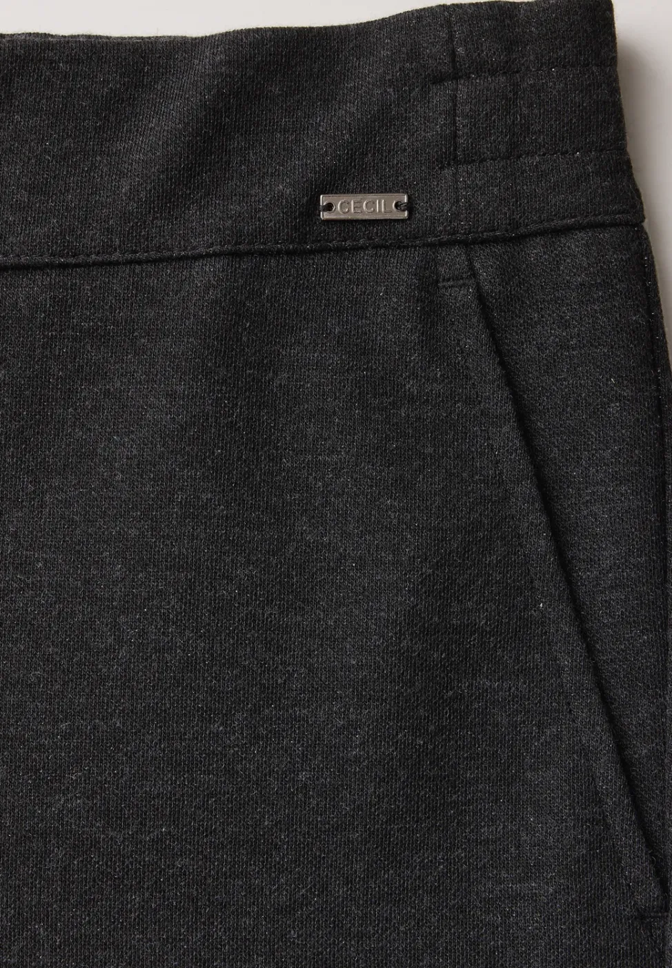 Pantalon avec détails scintillants