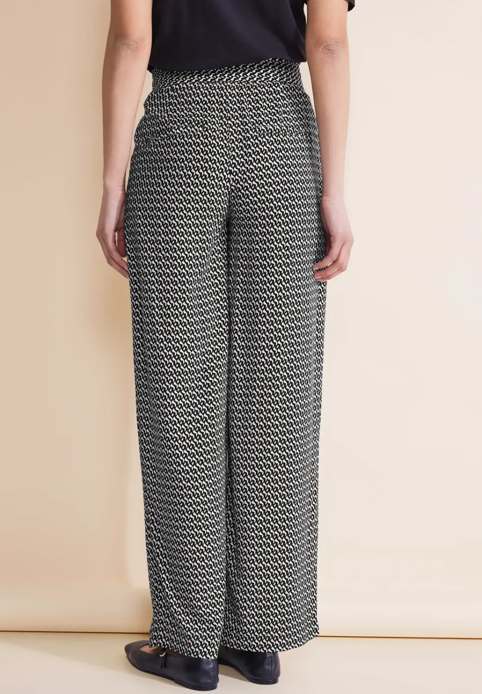 Pantalon coupe ample