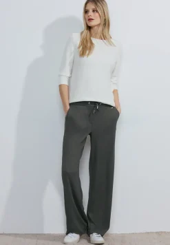 Pantalon coupe ample
