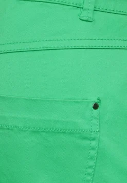 Pantalon en satin 7/8