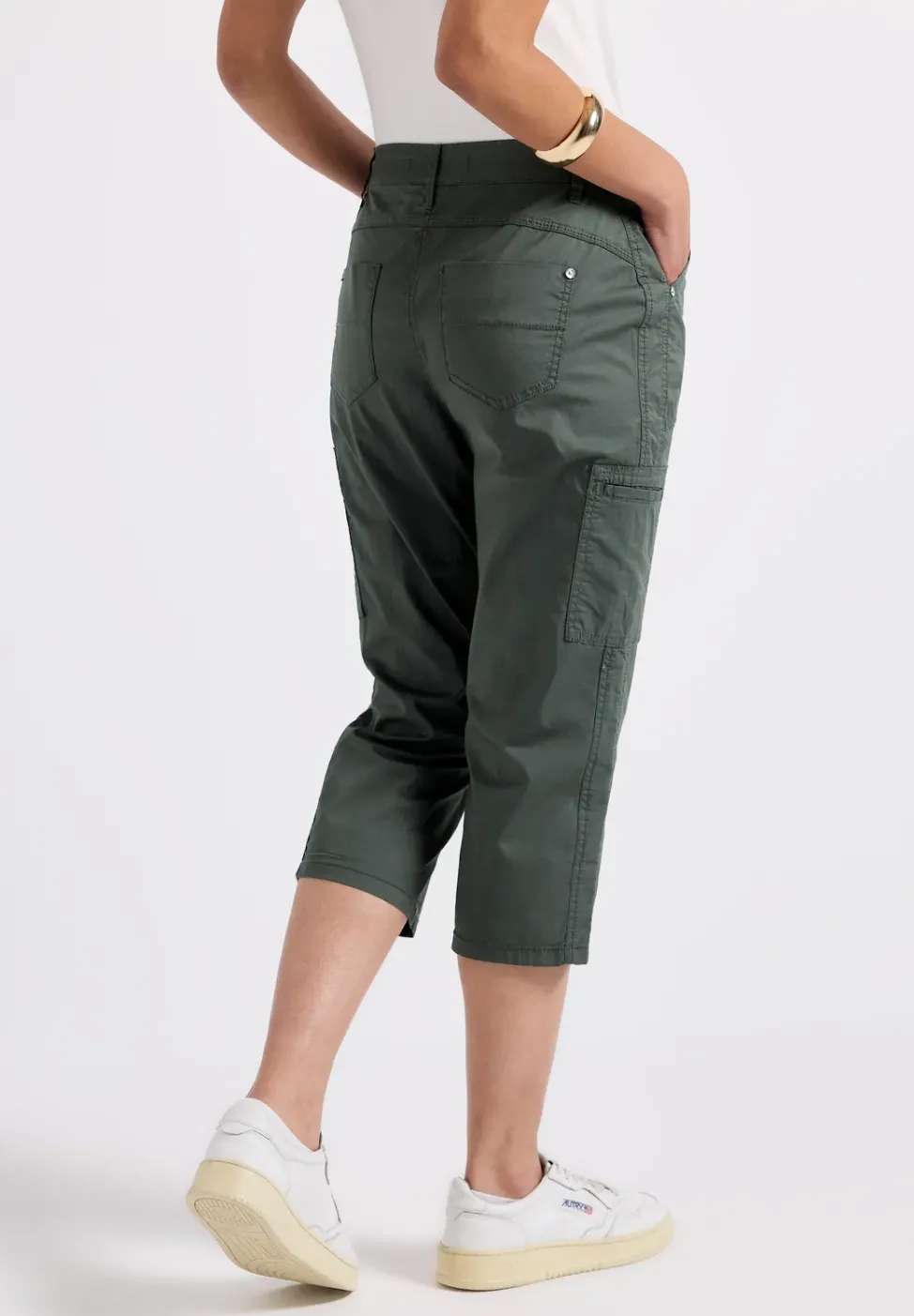 Pantalon 3/4 en satin avec poches