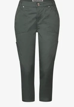 Pantalon 3/4 en satin avec poches
