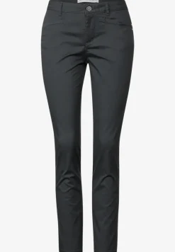 Pantalon en sergé coupe classique
