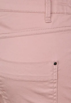 Pantalon en sergé coupe classique