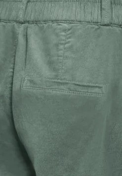 Pantalon en velours côtelé, coupe décontractée
