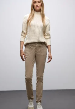 Pantalon en velours côtelé, coupe décontractée