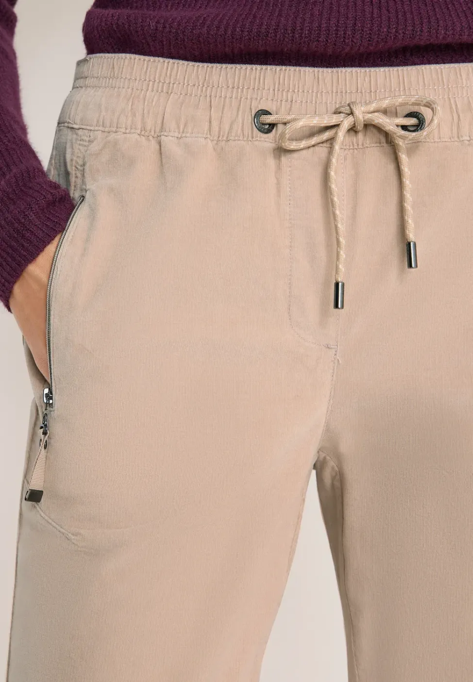 Pantalon en velours côtelé, coupe causale