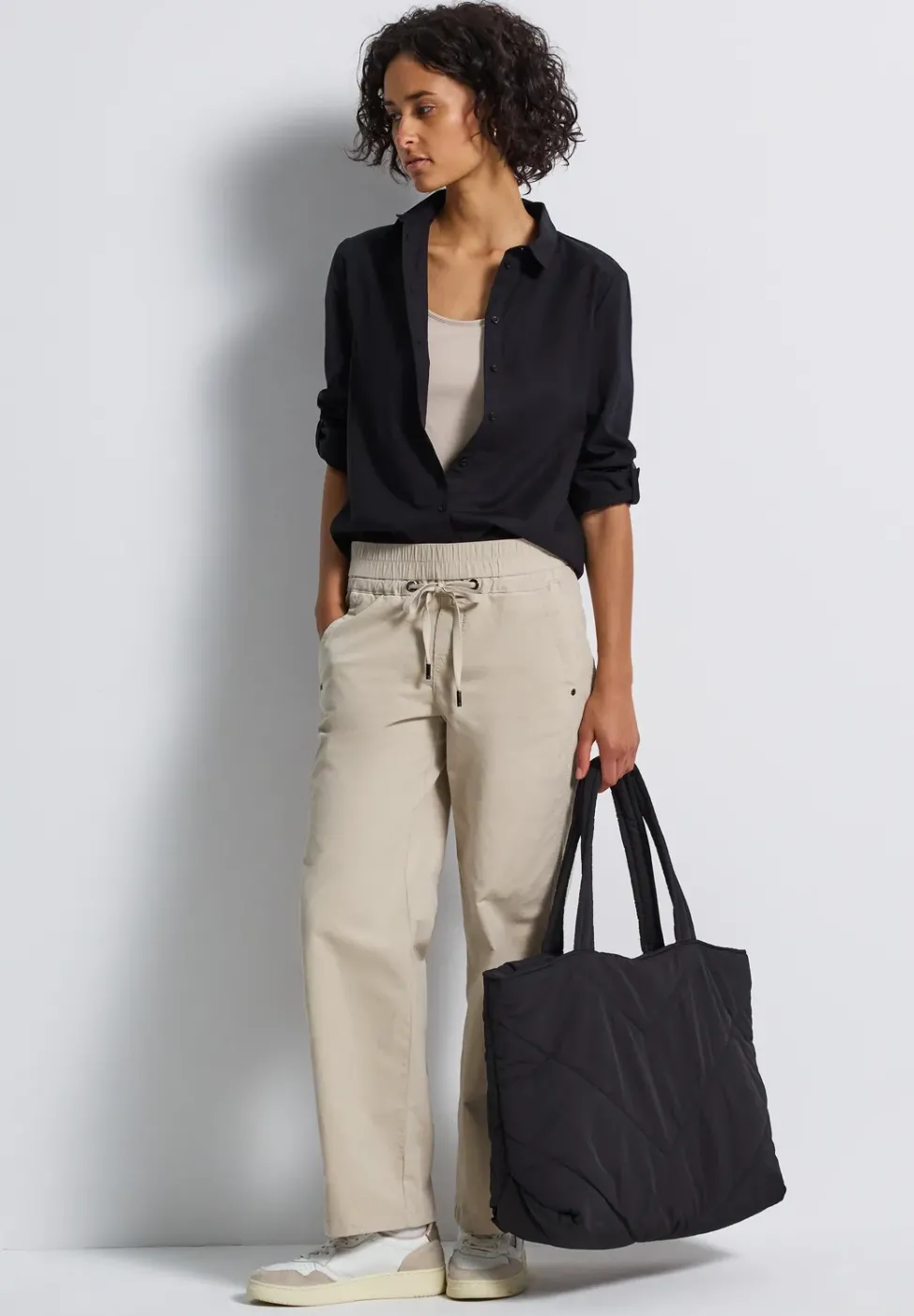 Pantalon en velours côtelé délavé