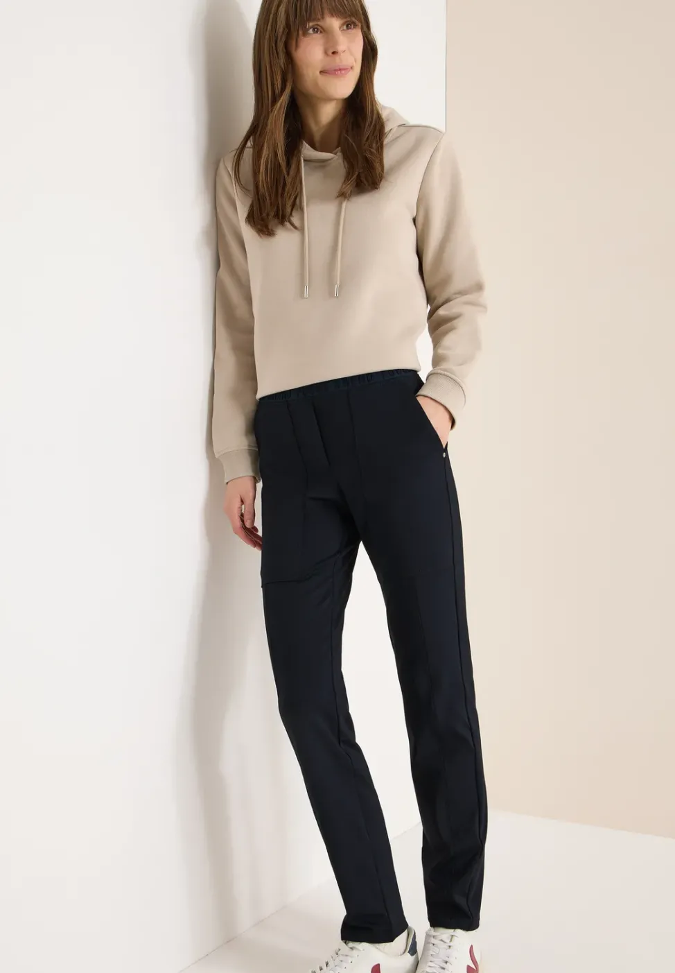 Pantalon à la coupe causale