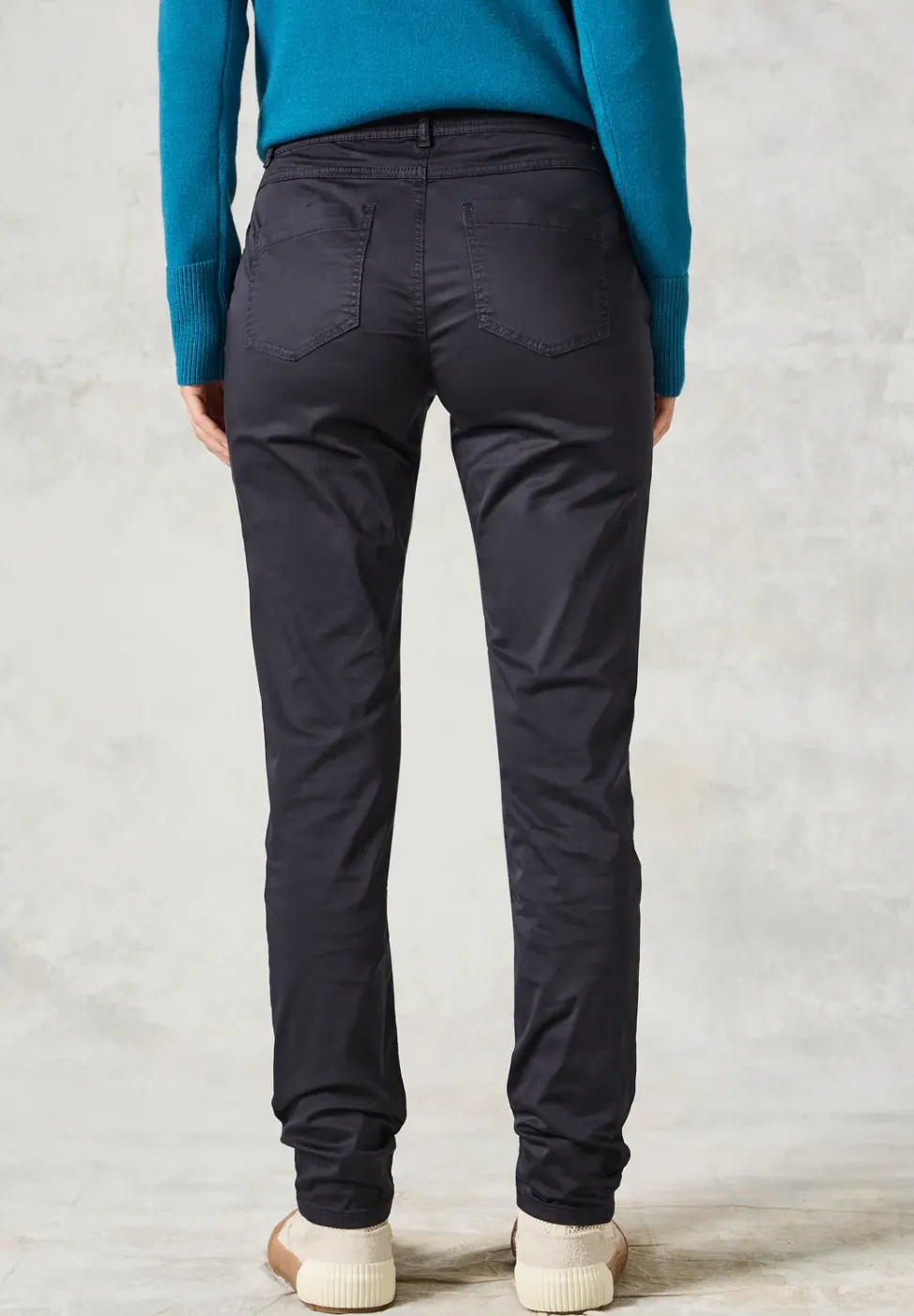 Pantalon à la coupe slim