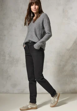 Pantalon à la coupe slim