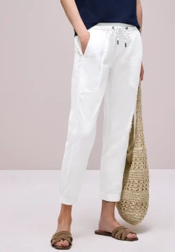 Pantalon léger en coupe slim