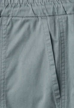 Pantalon léger en coupe slim