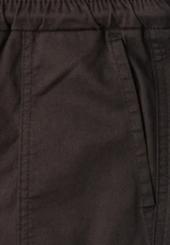 Pantalon léger en coupe slim