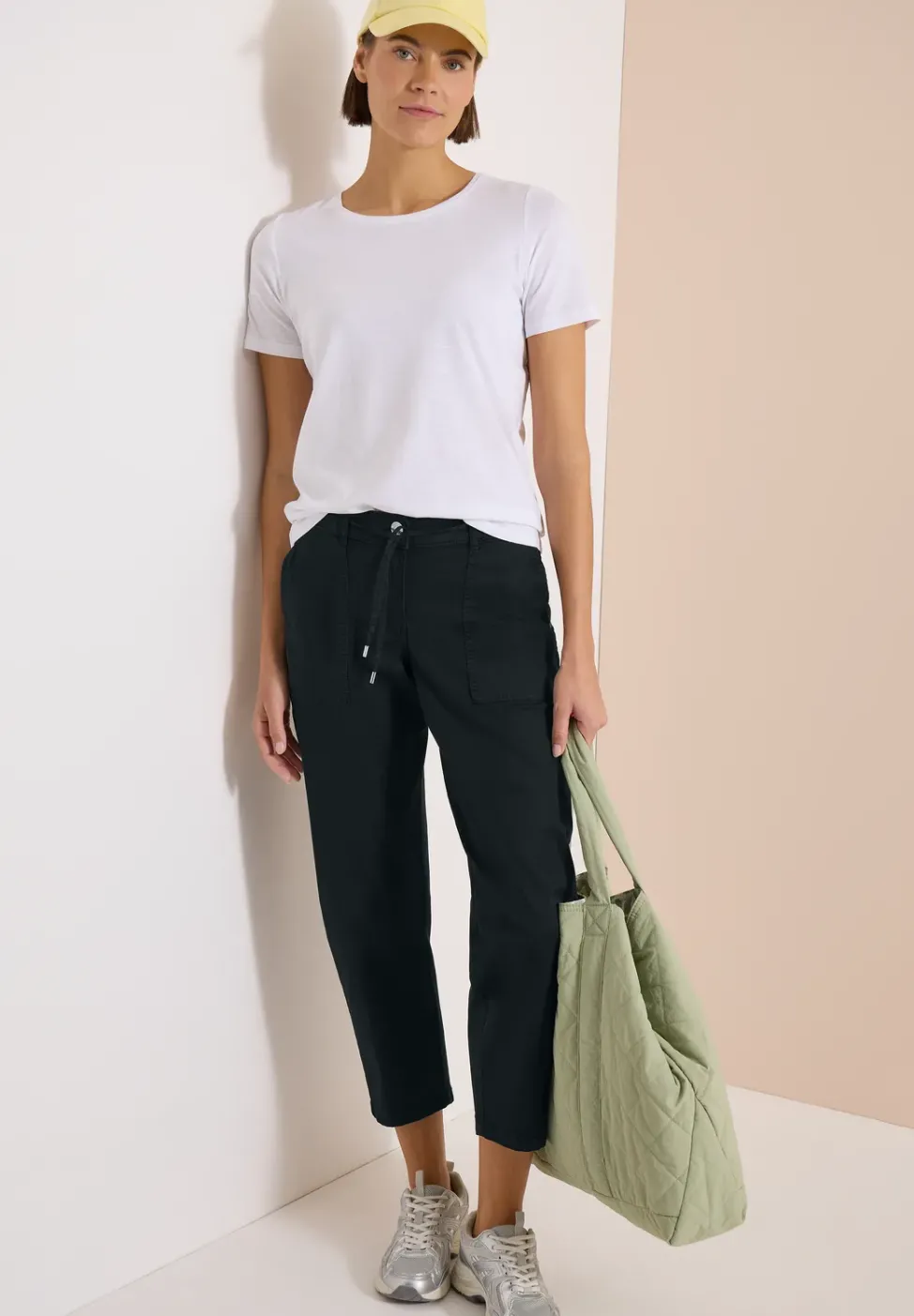 Pantalon Mid Waist Barrel Leg en coupe décontractée