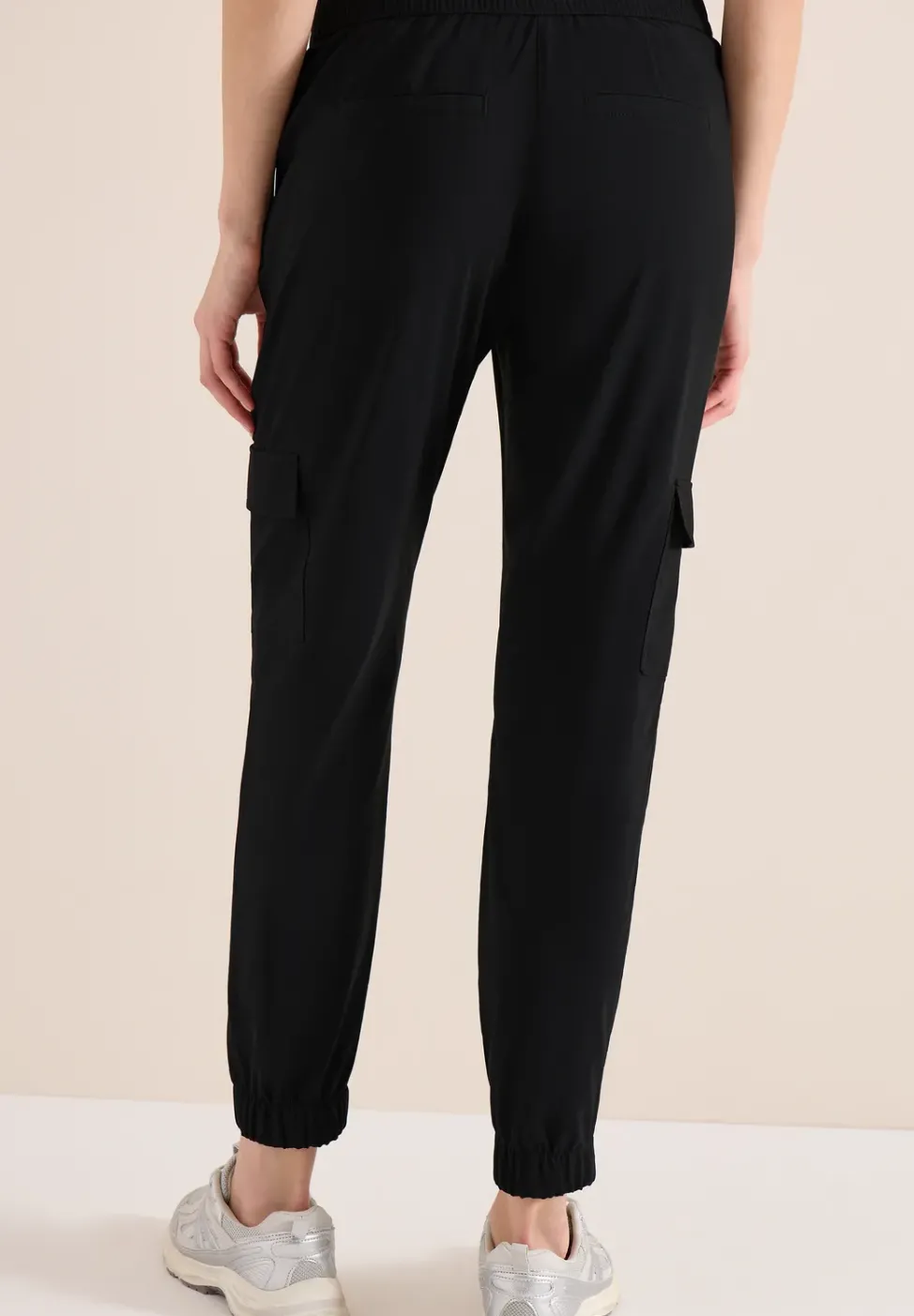 Pantalon Mid Waist Slim Leg au look cargo