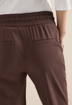 Pantalon Mid Waist Slim Leg en Casual Fit