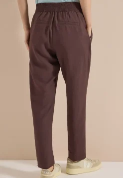 Pantalon Mid Waist Slim Leg en coupe loose