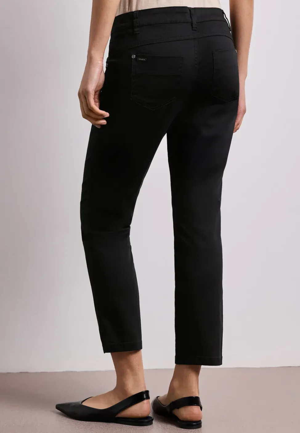 Pantalon 7/8 Slim Leg en satin