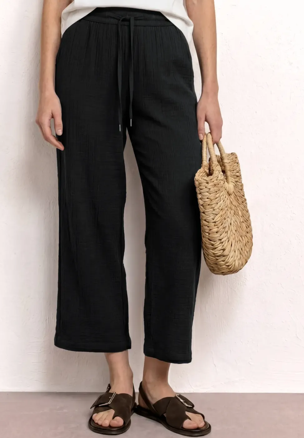 Pantalon wide leg en mousseline coupe décontractée